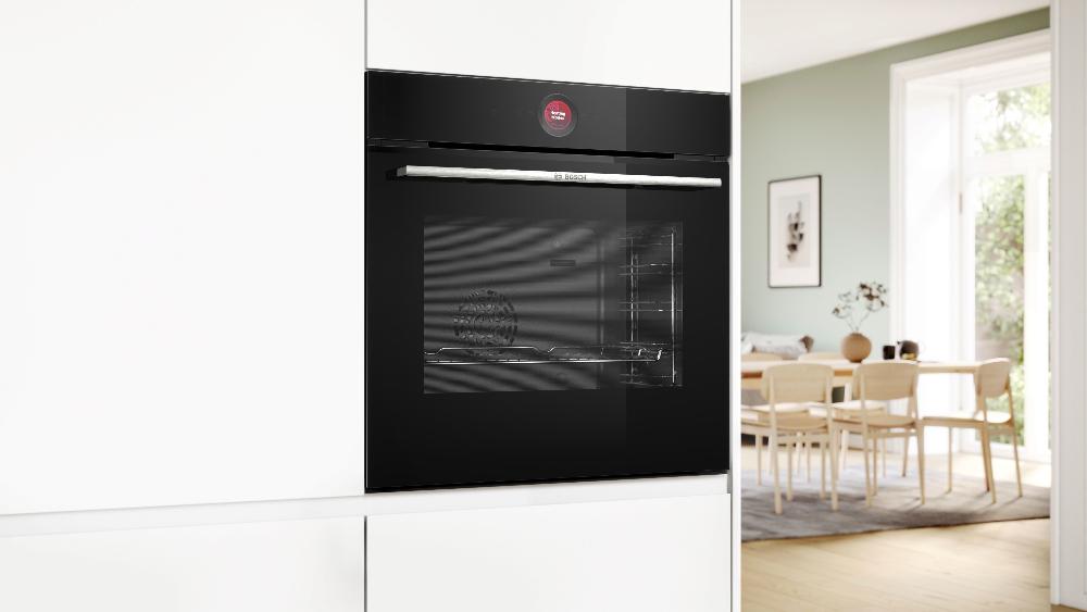 Bosch Series 8 built-in oven – Black HBG7341B1M